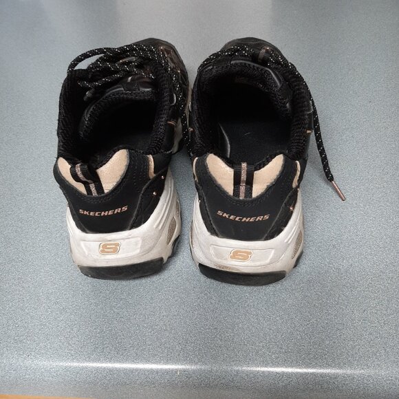 Skechers DeLites Athletic Shoes; Good Condition; Size 10 Women's; Gently Worn - Picture 3 of 5